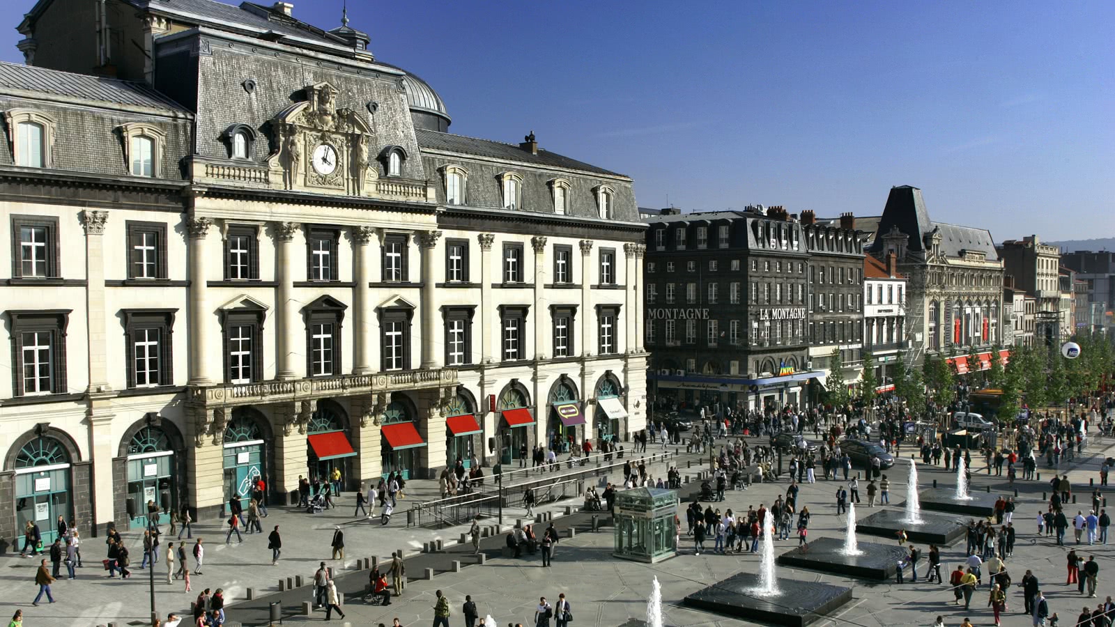 Place de Jaude à Clermont-Ferrand